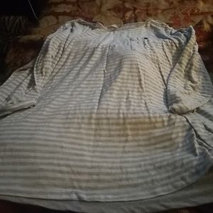 3/4 length sleeve top